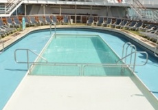 area-piscinas-barco-sovereign-3